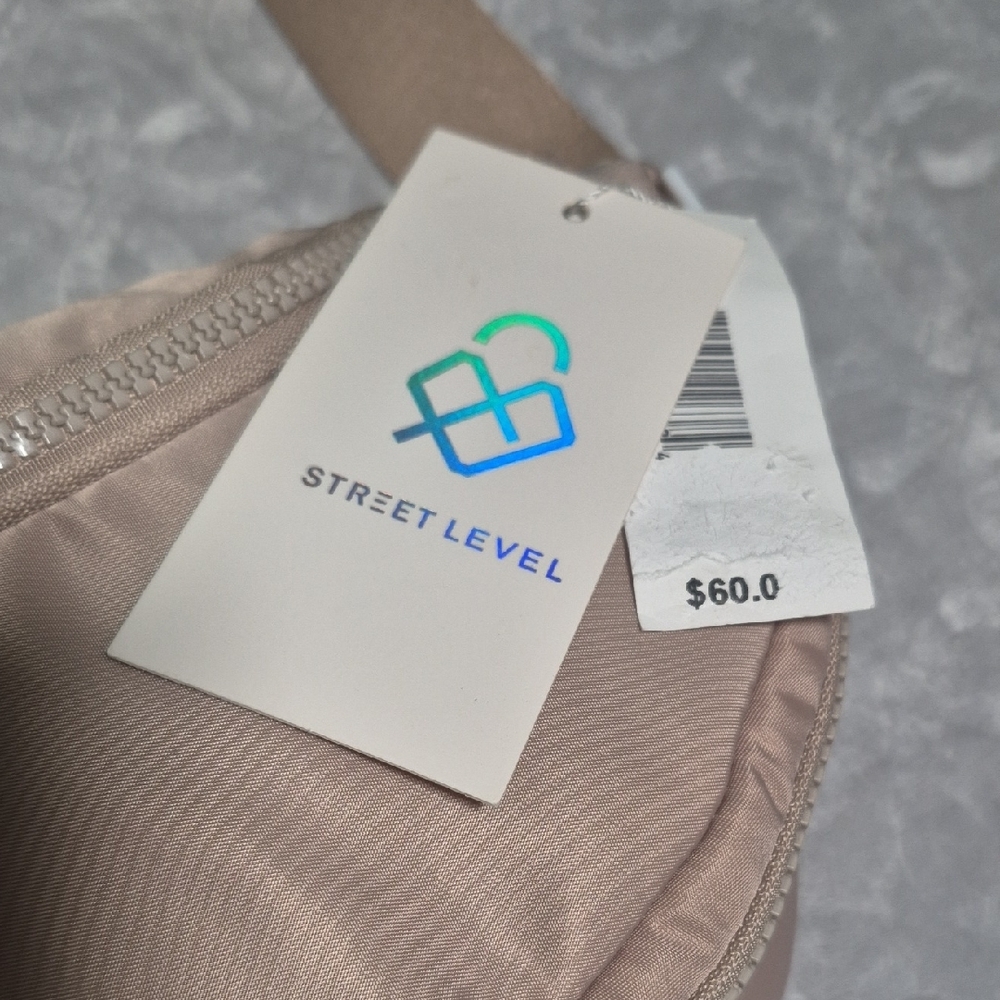 Street Level Ivory Crossbody Bag NWT - Picture 2 of 10
